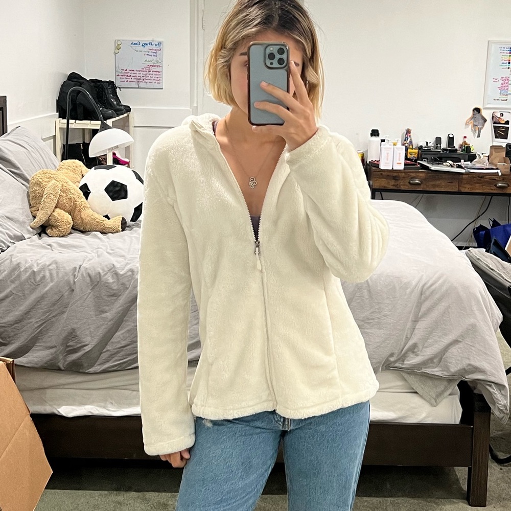 OFF WHITE CREAM COLORED FUZZY TEDDY JACKET SZ MEDIUM